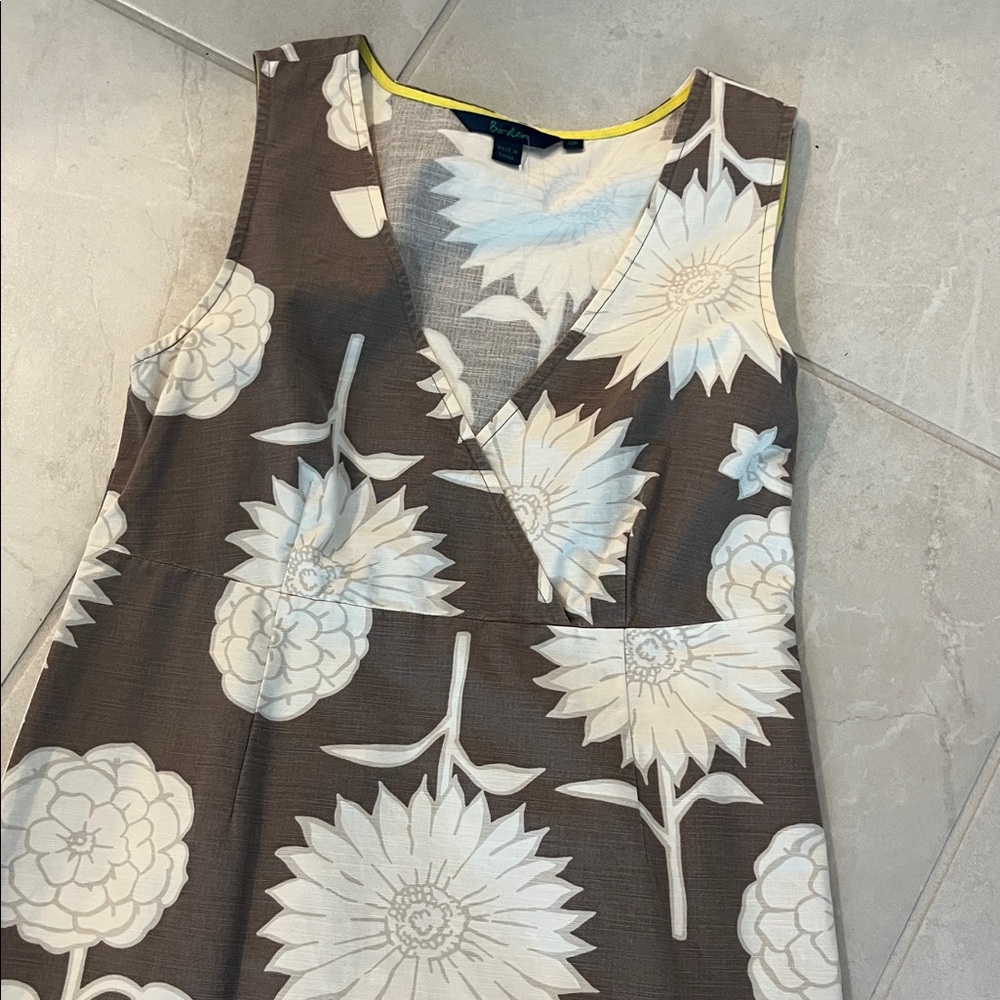 Boden Dress - Picture 2 of 6